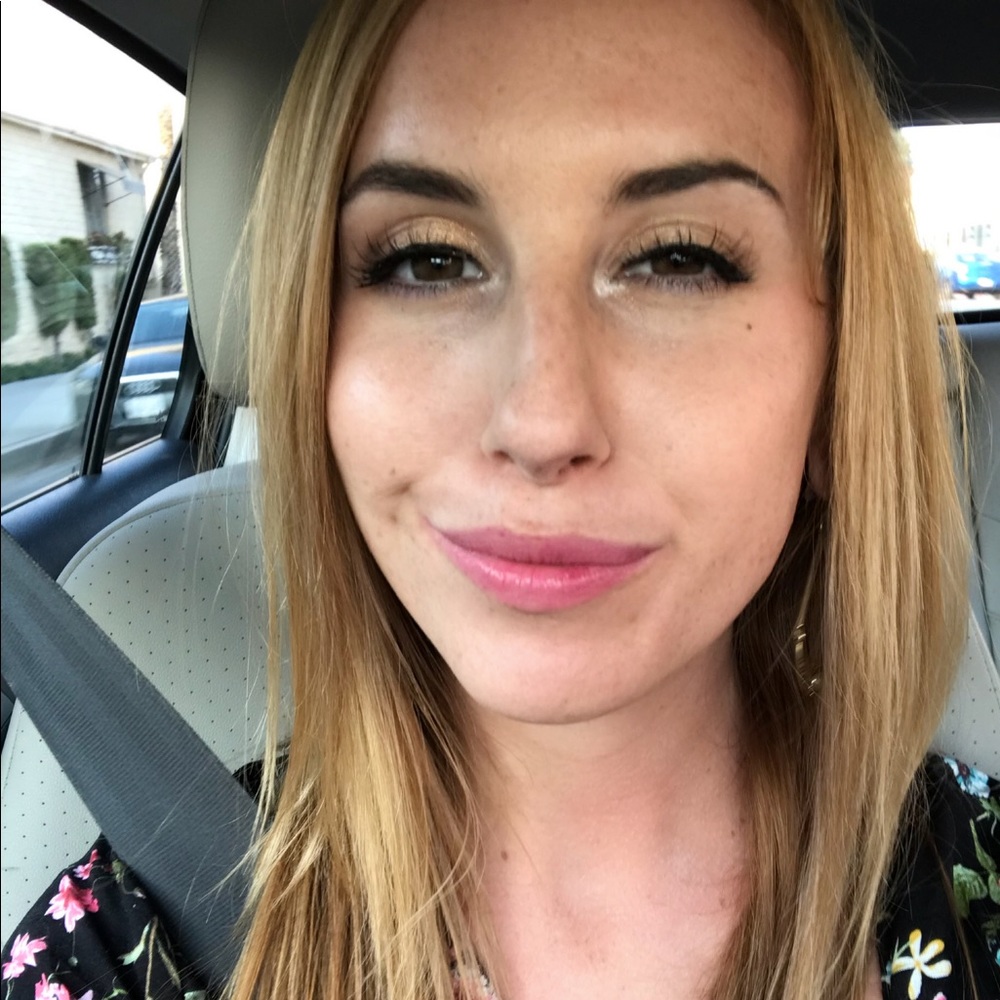 Meet your Posher, Alexa